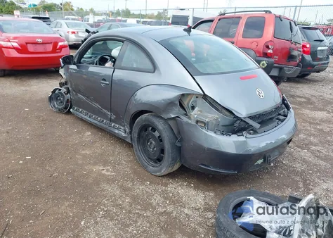 2014 Volkswagen Beetle 2.5L из США, поврежденный, VIN 3VWHP7AT4EM608301